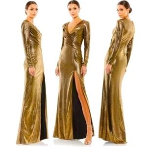 Brand New Mac Duggal Metallic Long Sleeved Asymmetrical Ruched Gown Size 10
